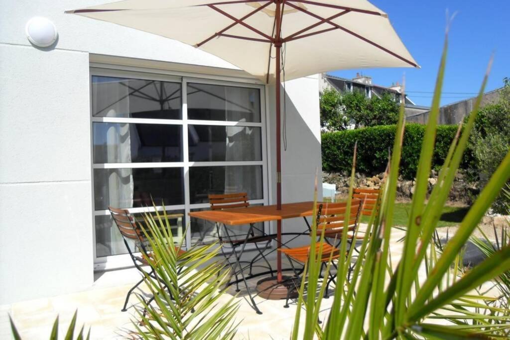 MAISON DE VACANCES, A 150 m de la Mer Plouhinec  Eksteriør bilde